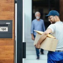 Relaxdays Briefkasten Mit Beleuchtung, Anthrazit, Stahl, 30,5x33,5x10cm, Zeitungsfach, Sichtfenster -Heimladen 6e093e889fa7780e1216998e69a540b5d9f14caf briefkasten relaxdays mit beleuchtung anthrazit