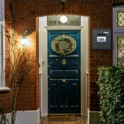 Relaxdays Briefkasten Mit Beleuchtung, Anthrazit, Stahl, 30,5x33,5x10cm, Zeitungsfach, Sichtfenster -Heimladen 9f88a19fbde6b4cece6a44650a30323005cd0ac0 briefkasten relaxdays mit beleuchtung anthrazit